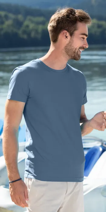 Modisches T-Shirt für Männer, denim